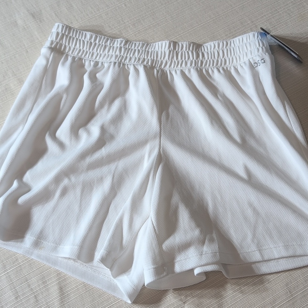 DSG Girls  white shorts Size XL (16)